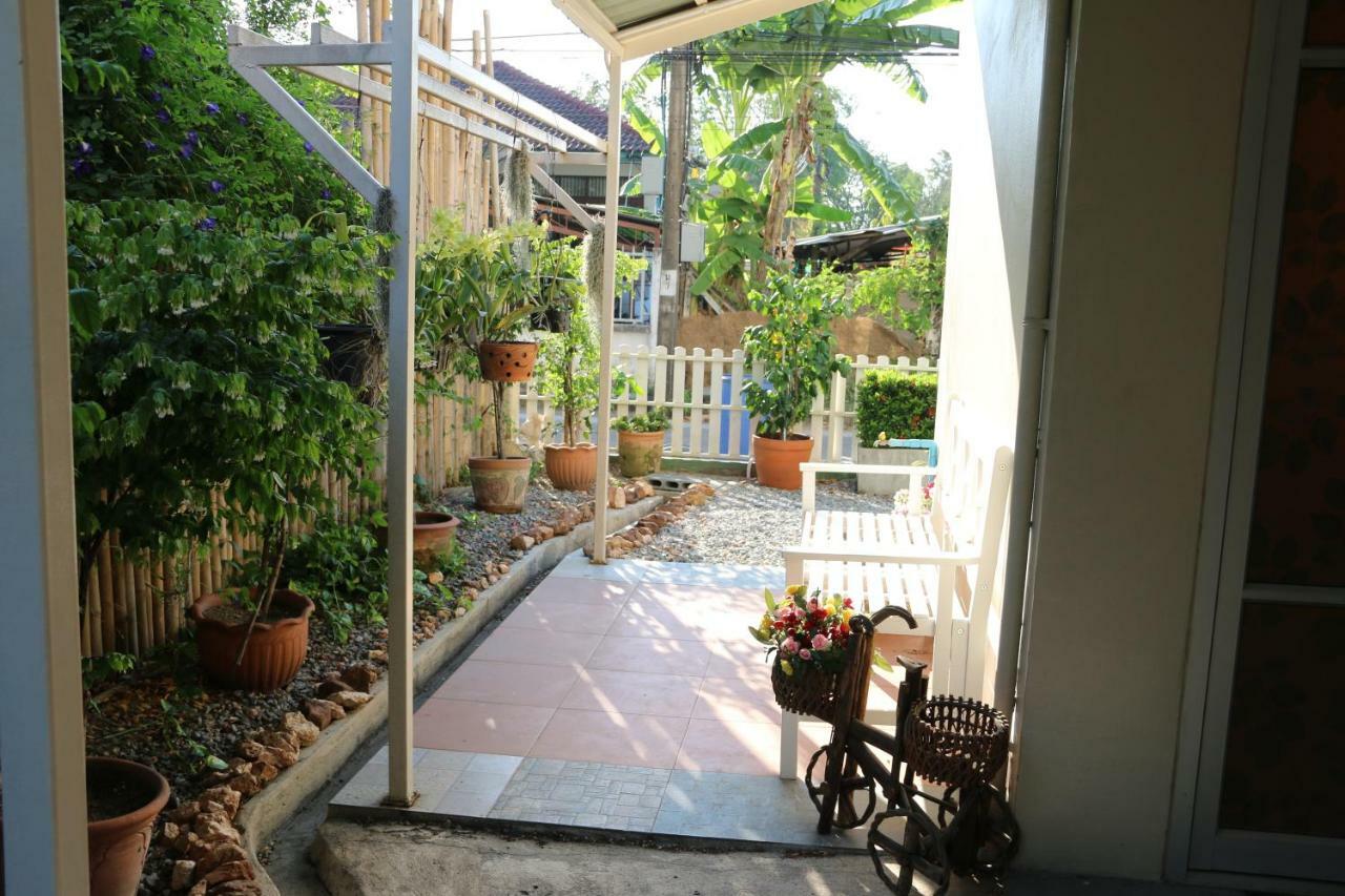 Bann In Suan Appartement Bangkok Buitenkant foto