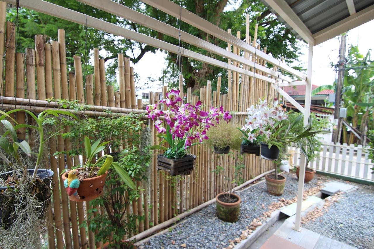 Bann In Suan Appartement Bangkok Buitenkant foto